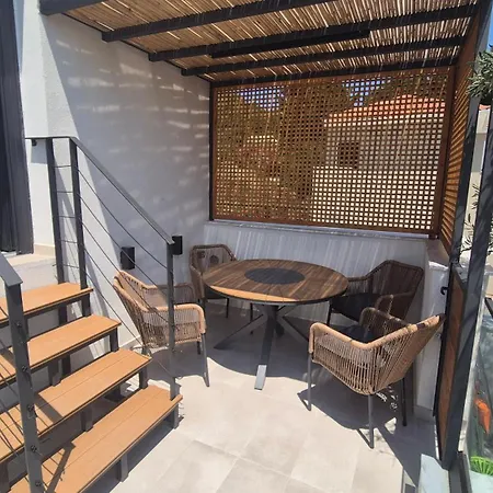 Stylish Modern 1 Bedrood Up To 4 Pax Skiathos Town