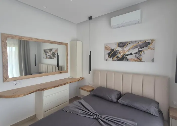 Stylish Modern 1 Bedrood Up To 4 Pax Holiday home Skiathos Town