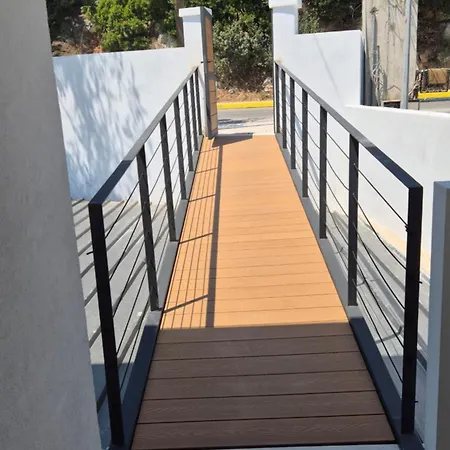 Stylish Modern 1 Bedrood Up To 4 Pax Vakantiehuis