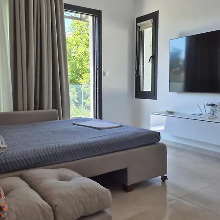 Vakantiehuis Stylish Modern 1 Bedrood Up To 4 Pax *