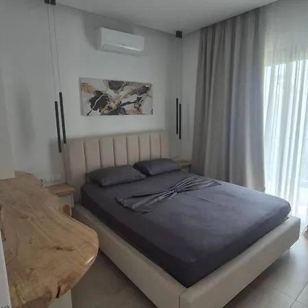 Vakantiehuis Stylish Modern 1 Bedrood Up To 4 Pax Skiathos-stad