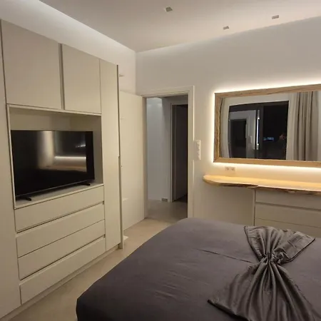 Stylish Modern 1 Bedrood Up To 4 Pax Vakantiehuis