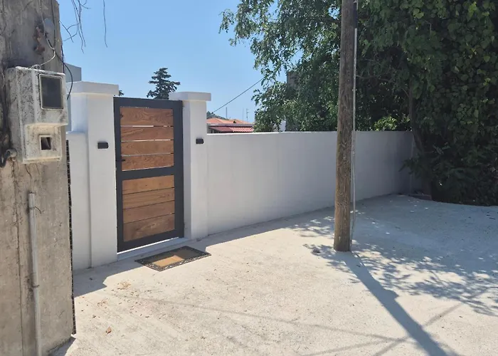 Stylish Modern 1 Bedrood Up To 4 Pax * Skiathos